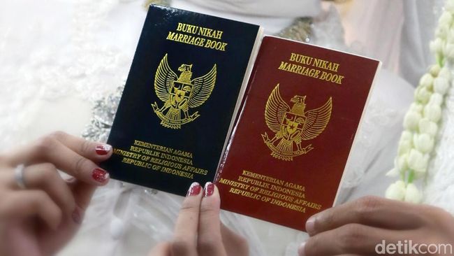 Viral Video Detik-detik Penghulu Meninggal usai Nikahkan Pengantin