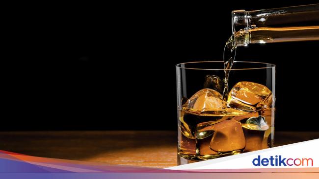 Pasangan Turis Tewas Keracunan Alkohol di Vietnam, Bartender Ditangkap