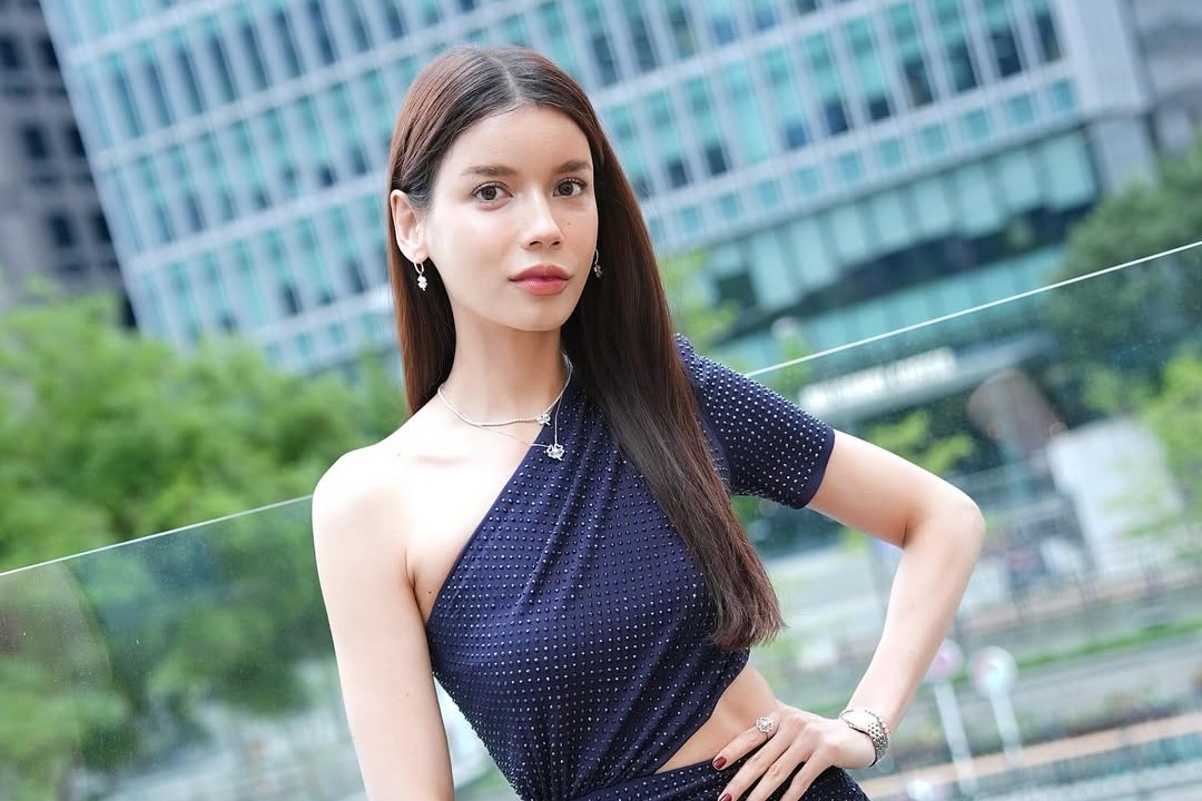 Sempat Susah, Sabrina Chairunnisa Beri Beasiswa untuk 90 Anak Kurang Mampu : Okezone Celebrity