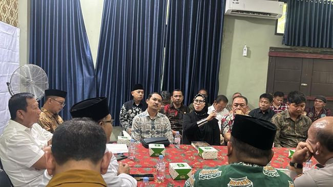 Umi Cinta Klarifikasi soal Anjing di Rumah Saat Pengajian: Saya Punya…